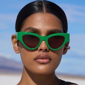 Le Specs Fanplastico Sunglasses Green